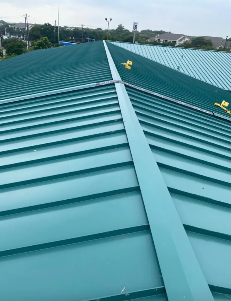 Green commercial metal roof ridge and valley for Metal Roof Repair in Circleville